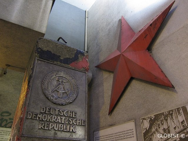 Russlands sarkastische Replik: Duma verurteilt Annexion der DDR durch die BRD