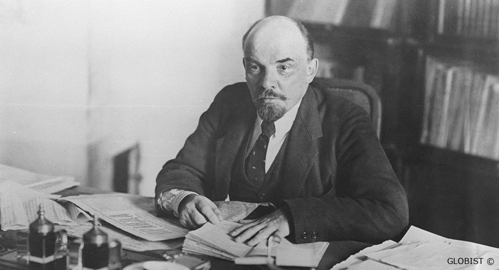 Putin: Lenin legte Atombombe unter Russland