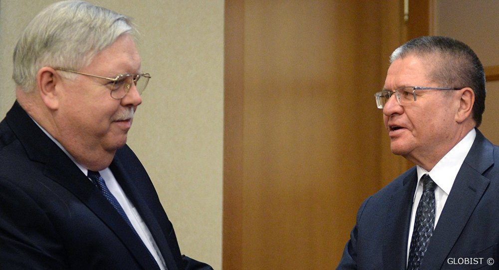 Russlands Wirtschaftsminister erklärt US-Botschafter Privatisierung russischer Aktiva